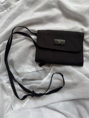 Eagle Creek Undercover Neck Wallet
